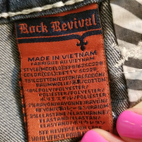 Rock Revival Betty Cropped Skinny Jeans - Picture 10 of 10